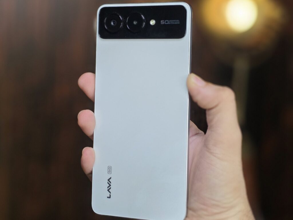 Lava Blaze AMOLED 2 5G