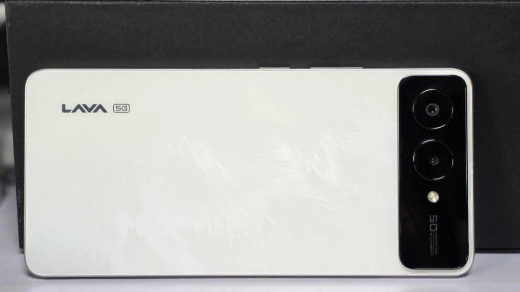 Lava Blaze AMOLED 2 5G