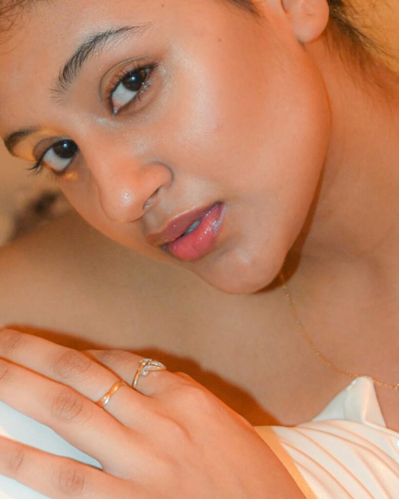 Anjali Arora Thailand club video