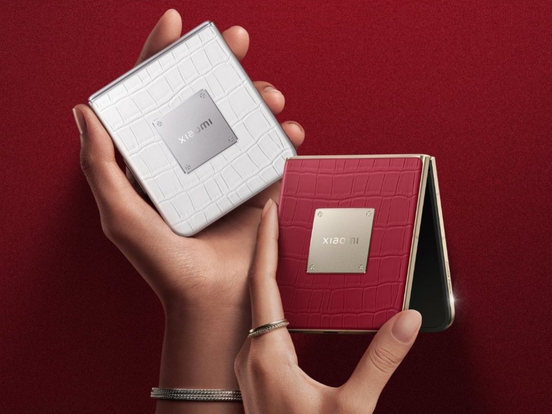 Xiaomi Mix Flip 2