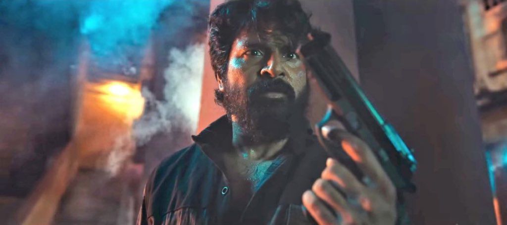 Madharaasi film review