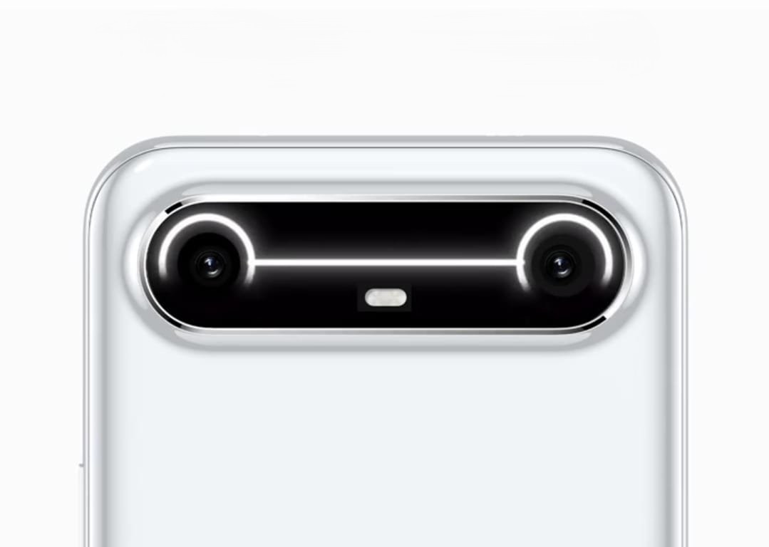 Pova Slim 5G