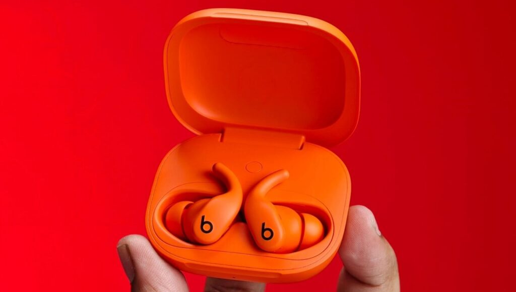Powerbeats Fit