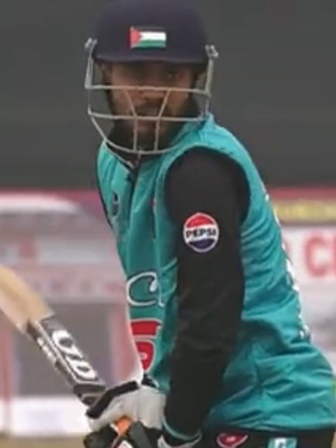 Palestinian flag helmet